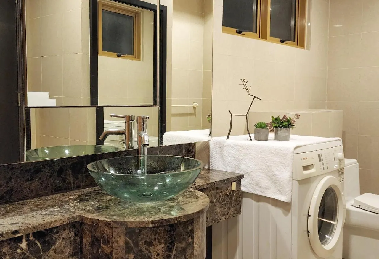 Apartment 1 - 5Pax Lagoon View@ Sunway Resort Suite Pyramid Kampong Penaga